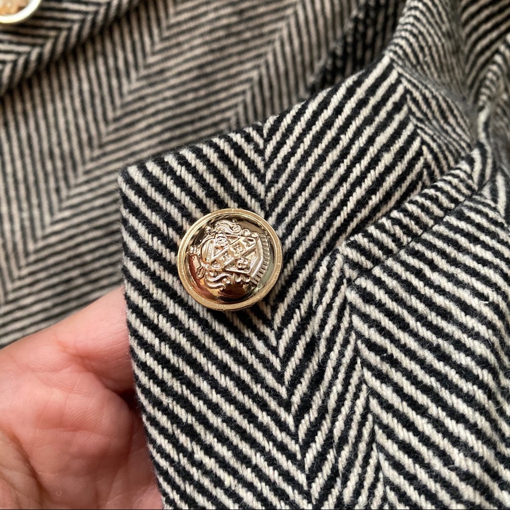 Classic Grey Herringbone Women's Blazer Jacket - Picture 9 of 10